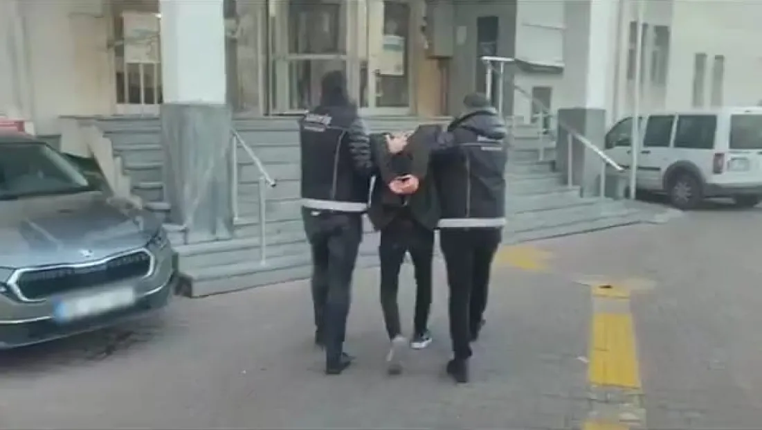 15 Şehirde bilişim yoluyla dolandırıcılıktan aranan şahıs Kayseri'de yakalandı