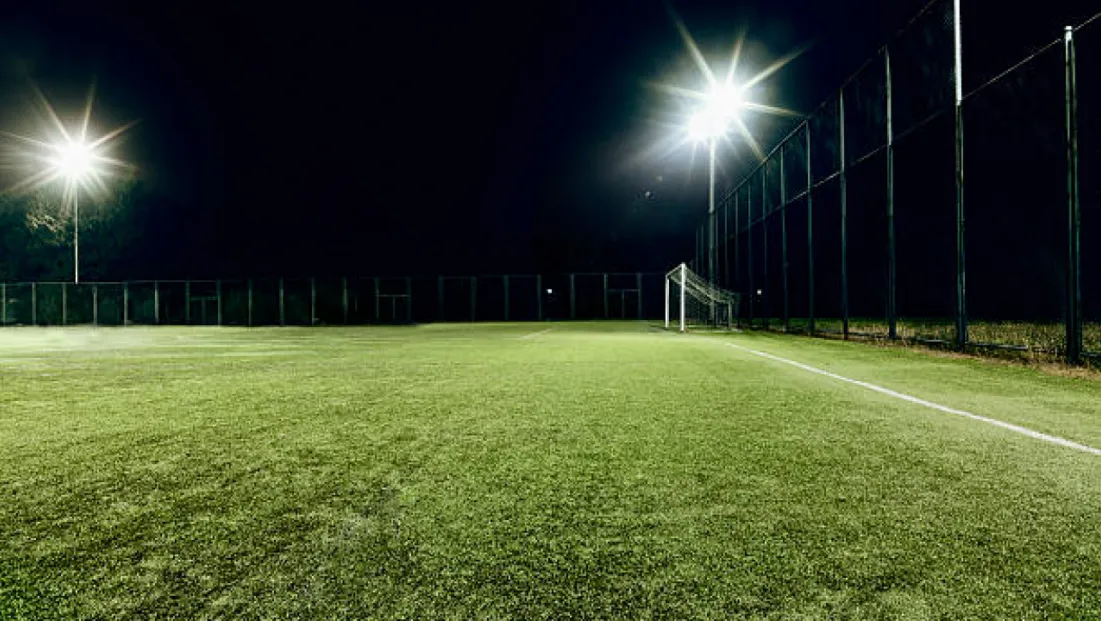 Arkadaş maçı bütçeyi zorluyor: Kayseri’de halı saha fiyatları