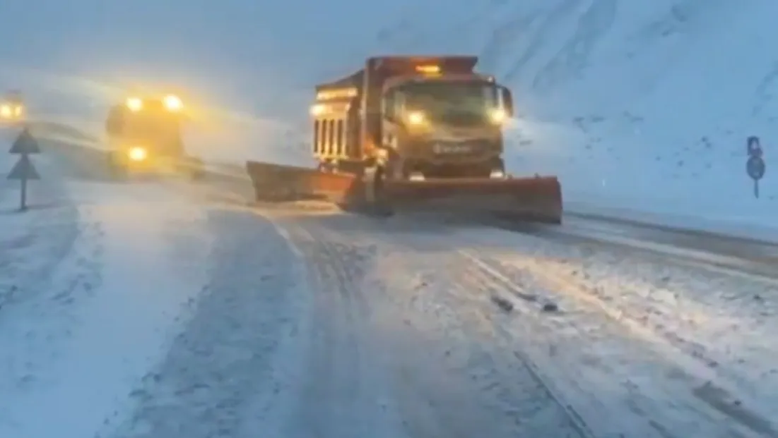 Bakan Uraloğlu, “Kar yüzünü gösterdi, biz hazırız”