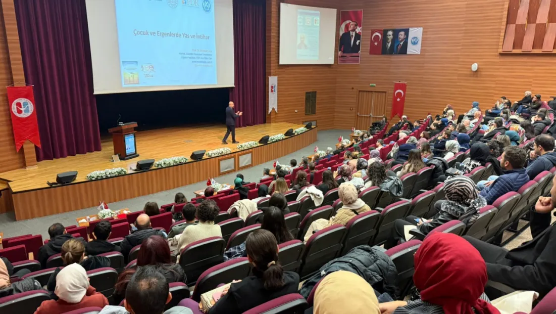 ‘Çocuk ve Ergenlerde İntihar ve Yas’ konulu konferans düzenlendi