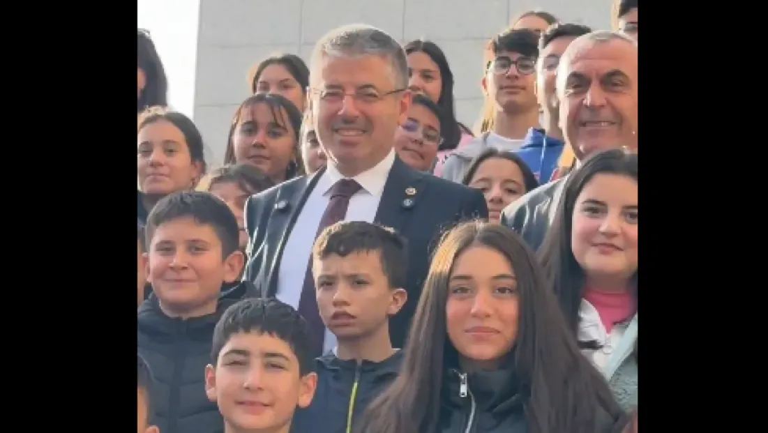 Çopuroğlu: “Meclisimize gelen 76 öğrencimiz belki de geleceğin siyasetçileri olacak”
