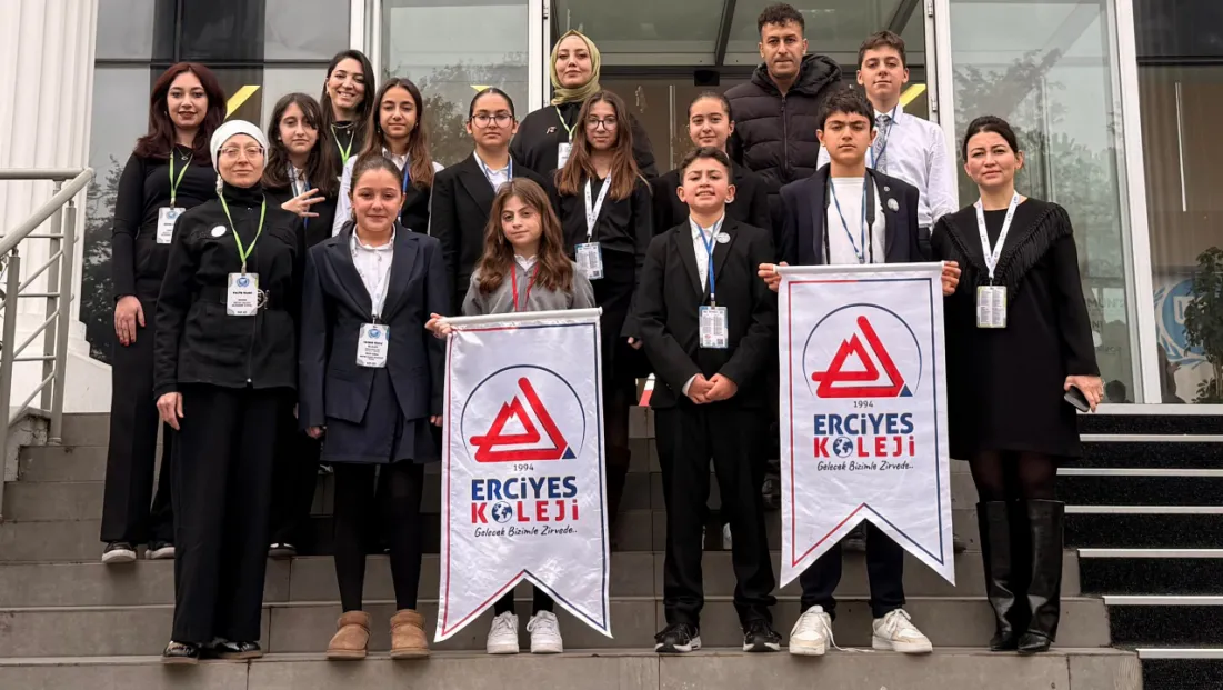 Erciyes Koleji Ortaokulu Öğrencilerinden Uluslararası Başarı