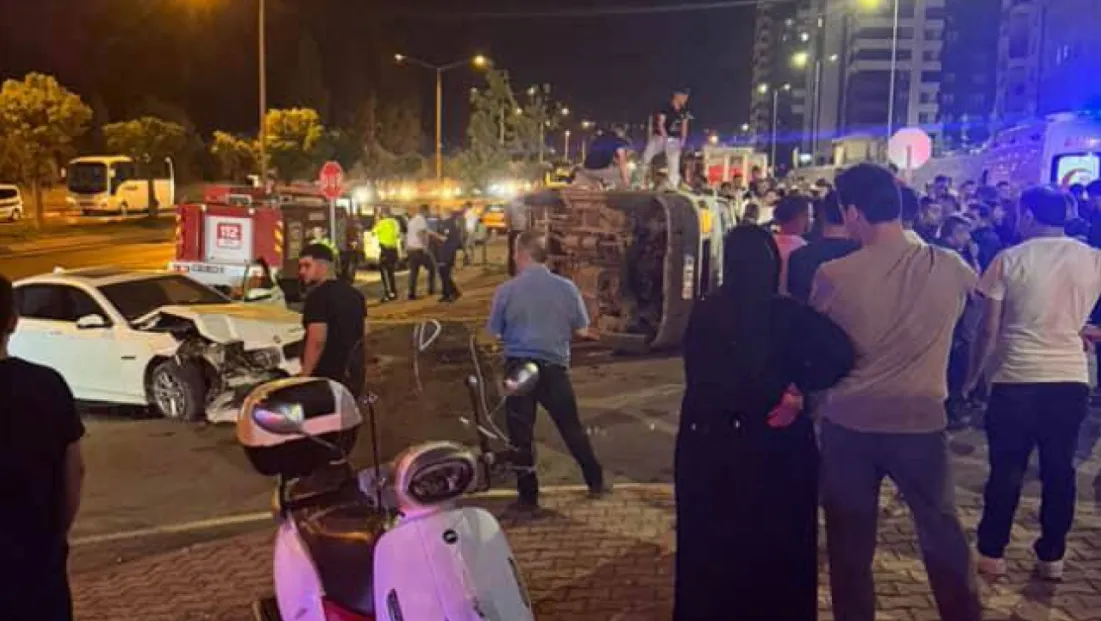 Erkilet Yolu'nda Feci Kaza: 9 yaralı