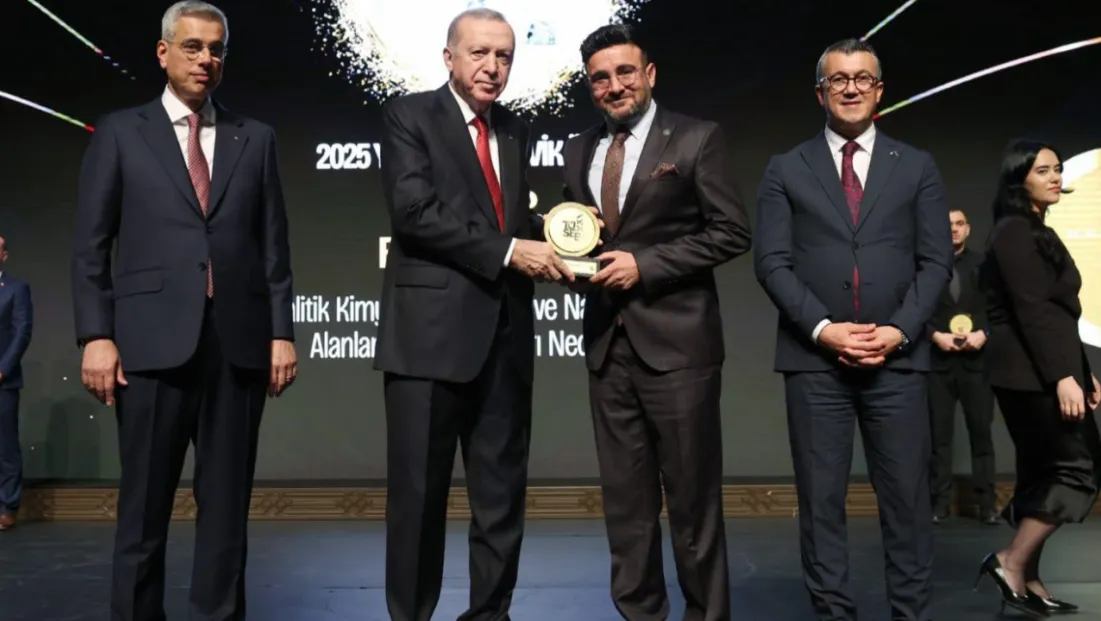 ERÜ öğretim üyesi Yılmaz'a Cumhurbaşkanı Erdoğan'ın elinden ödül