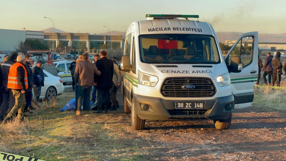 Hacılar’da silahla 1 kişi öldürüp 2 kişiyi yaralayan şahıs ile oğlu tutuklandı⁠⁠⁠⁠⁠⁠