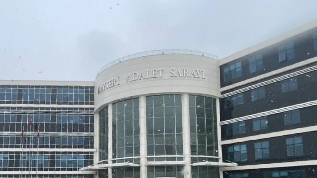 İki kişinin yaşamını yitirdiği trafik kazası nedeniyle açılan davaya devam edildi