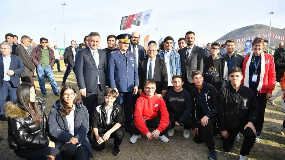 Kayseri 6'ncı Bilim Şenliği kapılarını açtı