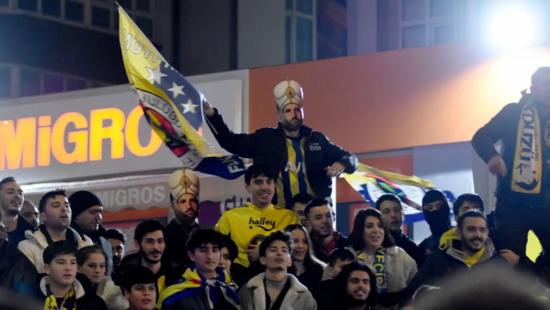 Kayseri’de Fenerbahçe’nin Süper Kupa kutlamaları
