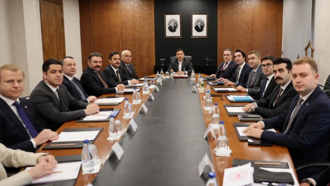 Kayseri’de kaymakamlar ile birlikte ilçe gündemi masaya yatırıldı