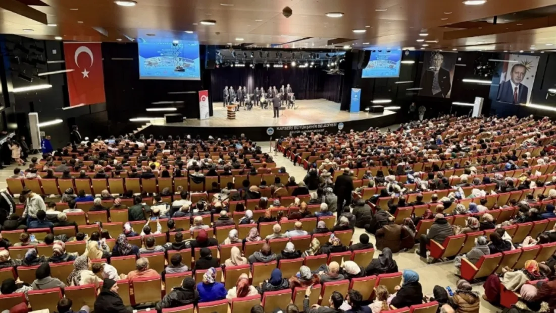 Kayseri’de Mekke’nin Fethi Coşkuyla Kutlandı: Affın ve Ailenin İnşası Vurgusu