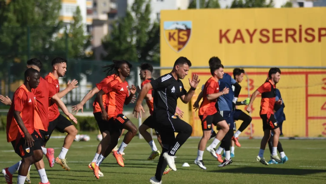 Kayserispor sezonu transfer tahtası kapalı olarak açtı