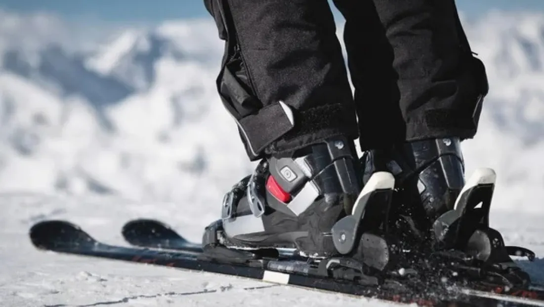 Kış sporlarında güvenlik: Isınma, ekipman ve doğru pist seçimi