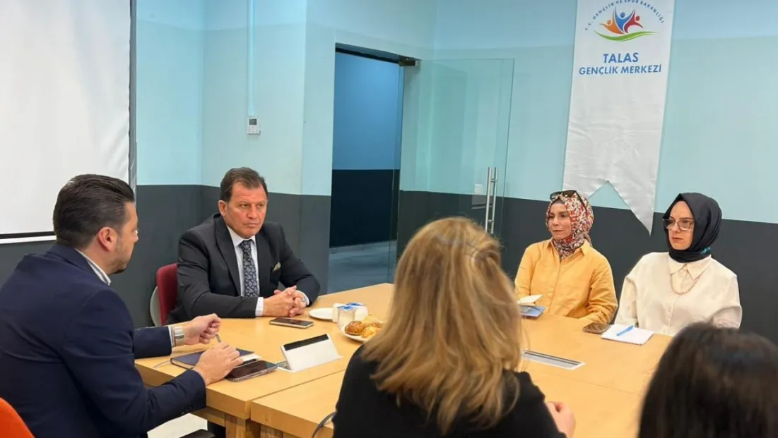 Müdür Kabakcı, “Gençlerin emeğiyle büyüyen projeler, toplumumuzun geleceğine yapılan en güçlü yatırımdır”