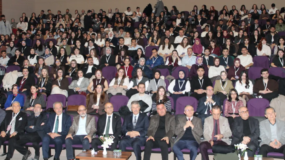 NNYÜ’de 1. Diş Hekimliği Öğrenci Kongresi Düzenlendi