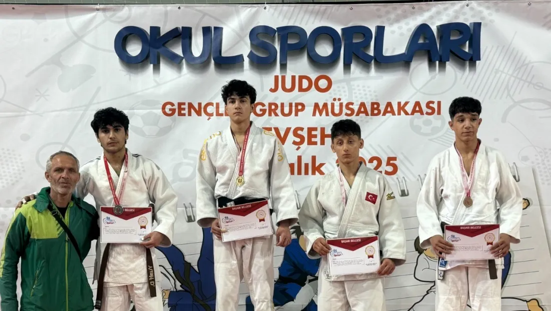 Okul Sporları Judo Gençler Grup Şampiyonasında Kayseri’ye Türkiye 2’nciliği