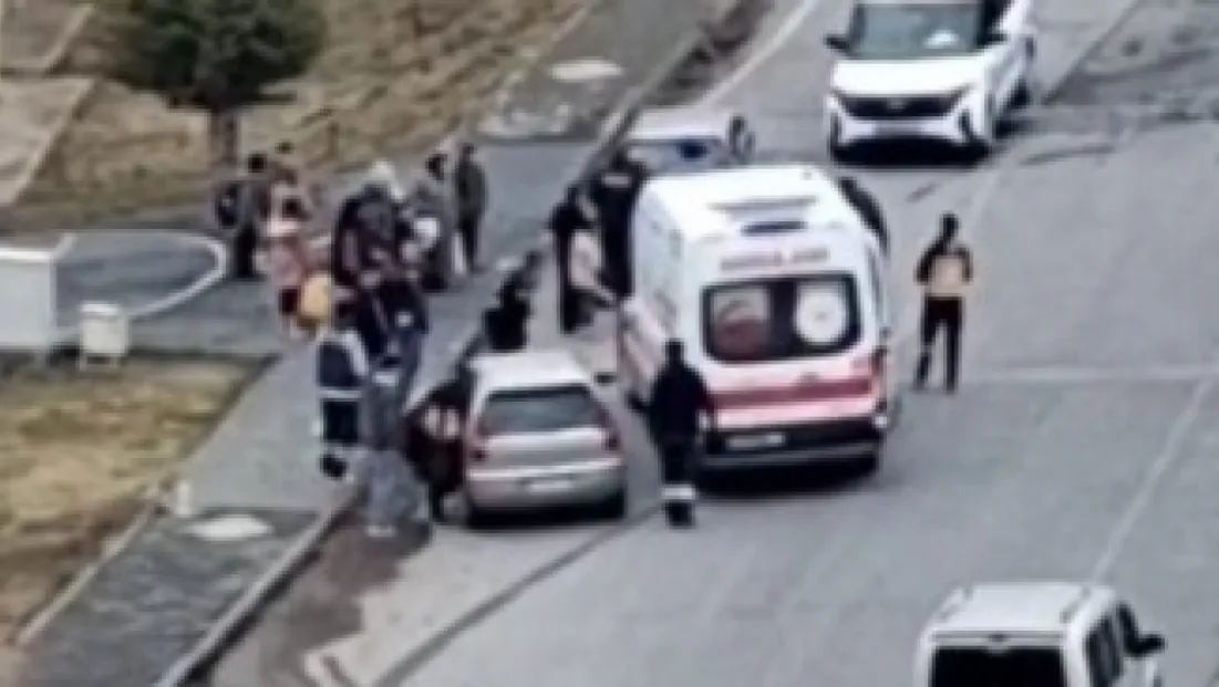 Otomobilin çarptığı 7 yaşındaki çocuk hafif yaralandı