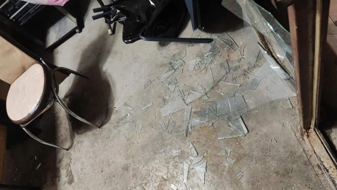 Pınarbaşı ilçesinde 12 araç ve 3 iş yerine zarar veren şahıslar hakkında şikayette bulunuldu