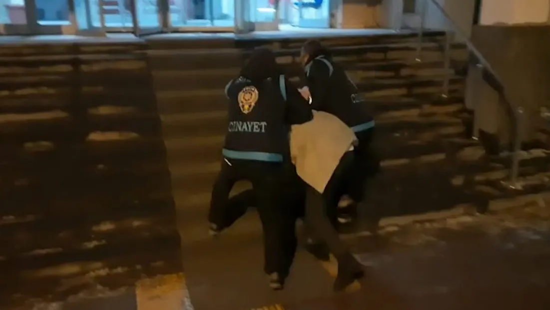 Polise çarparak kaçan alkollü sürücü tutuklandı