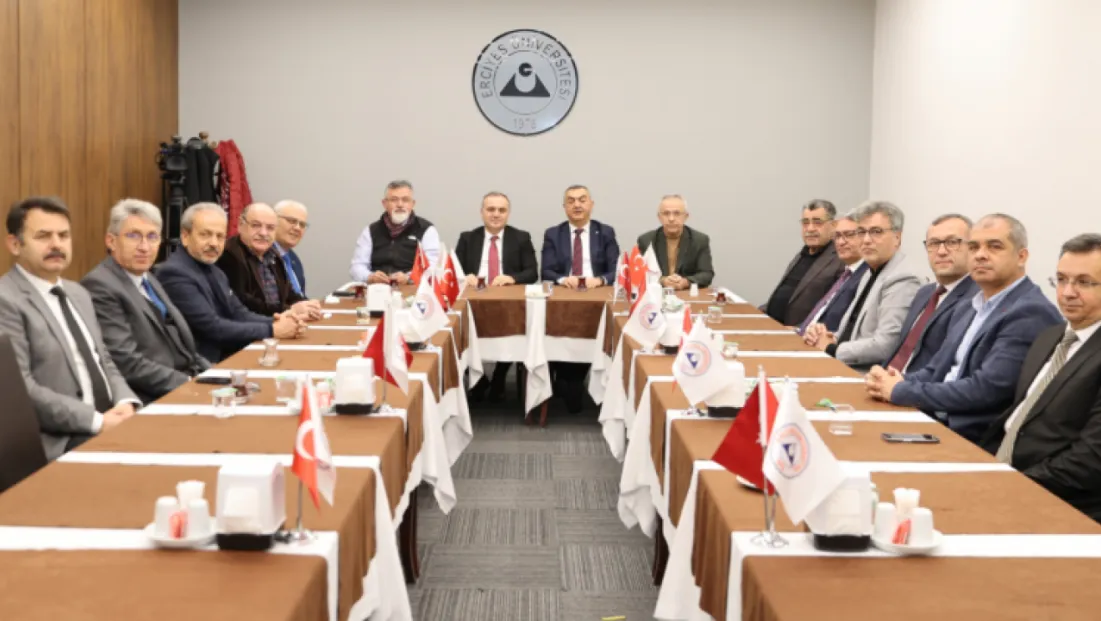 Rektör Prof. Dr. Altun, KAYSO Yönetimine ERÜ’nün Projelerini Anlattı