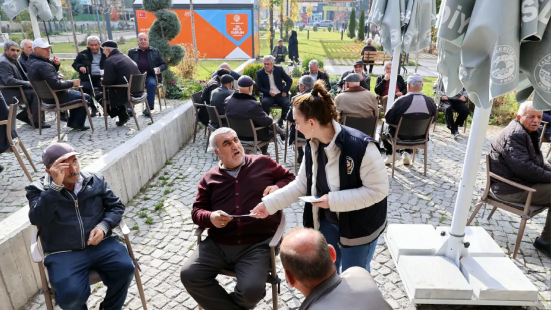 Talas'ta dolandırıcılara karşı ‘Güvenli İnternet Eğitimi’ devam ediyor