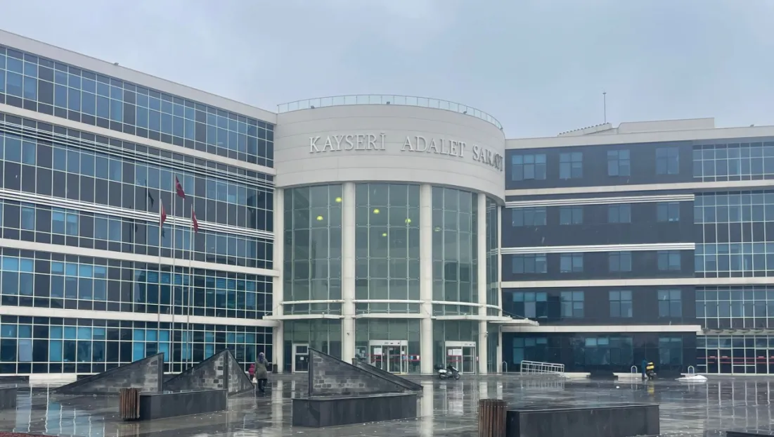 Uyuşturucu ticaretiyle yargılanan sanıklar suçlamayı reddetti