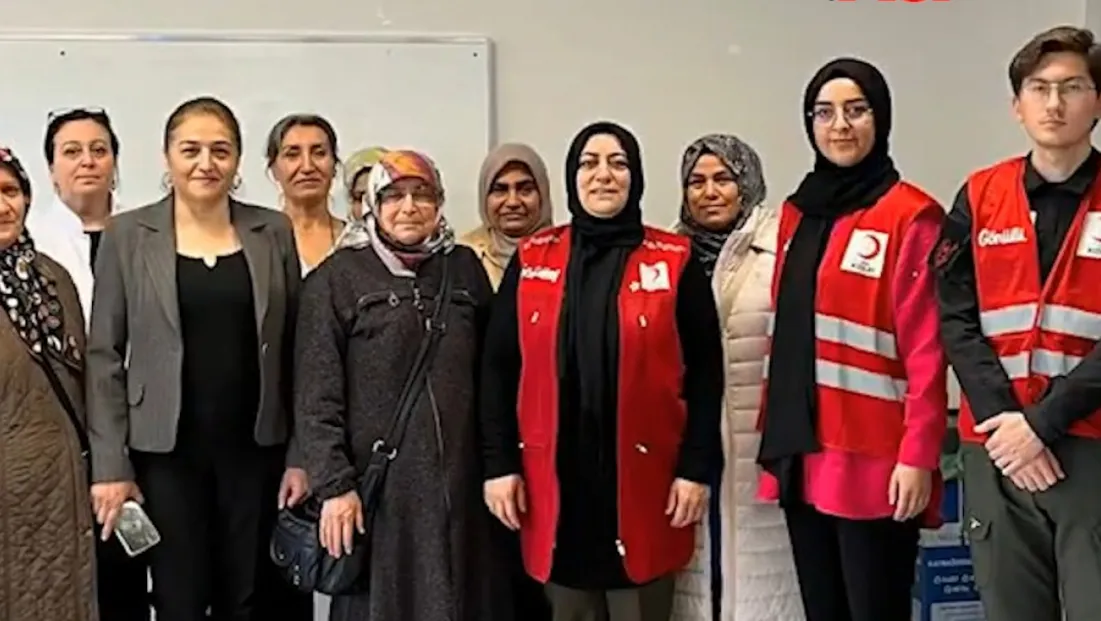 Vatandaşa KADES kullanımı anlatıldı, broşürler dağıtıldı