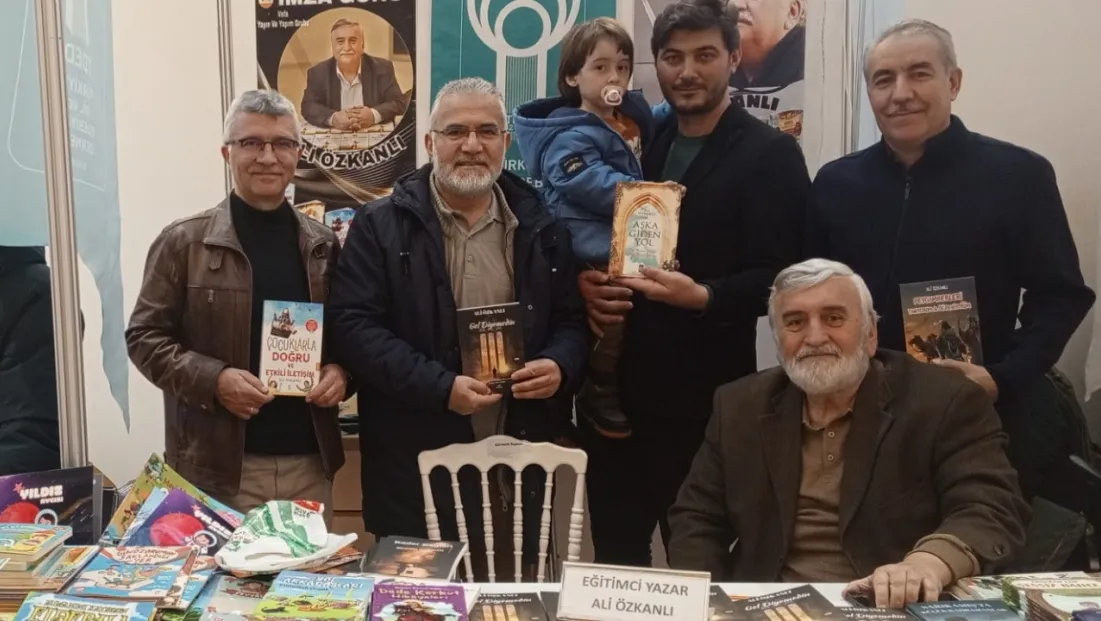 Yazarlarımız Kayseri Kitap Fuarı’nda Okurlarıyla Buluştu