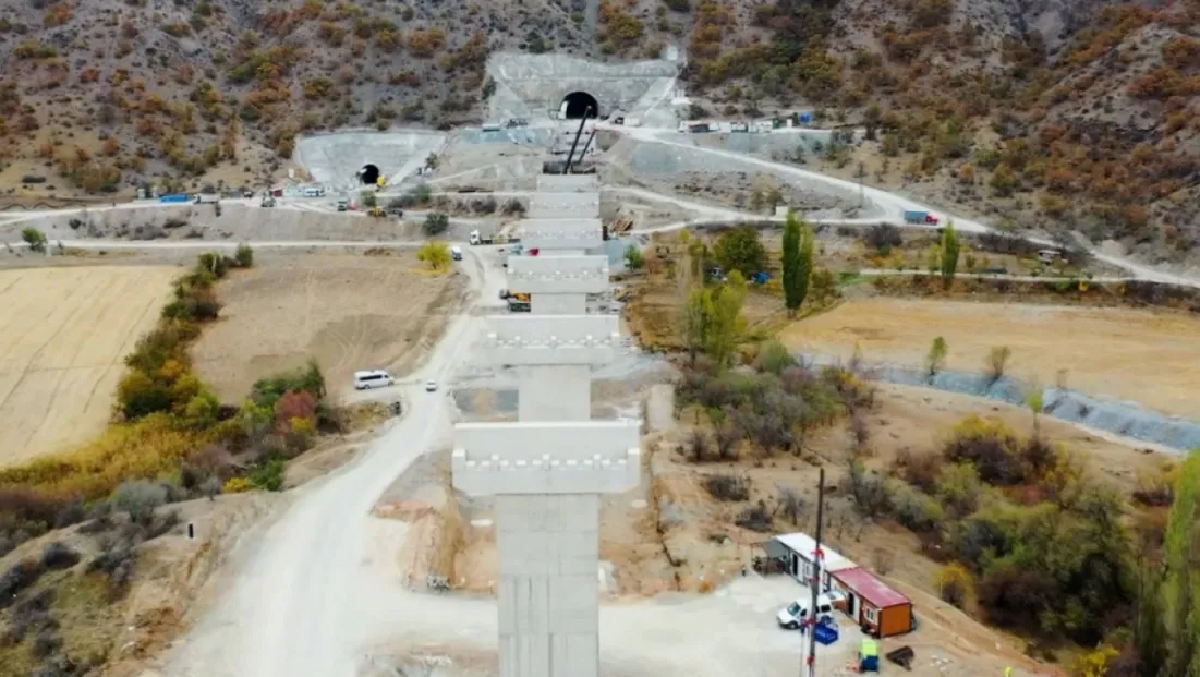 Yerköy-Kayseri YHT Projesinde Önemli İlerleme Kaydedildi