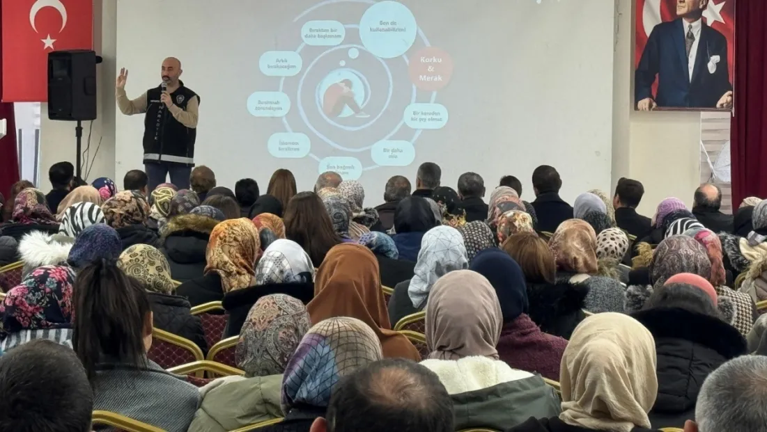 Yeşilhisar’da “En İyi Narkotik Polisi Anne ve Bağımlılıkla Mücadele” konferansı