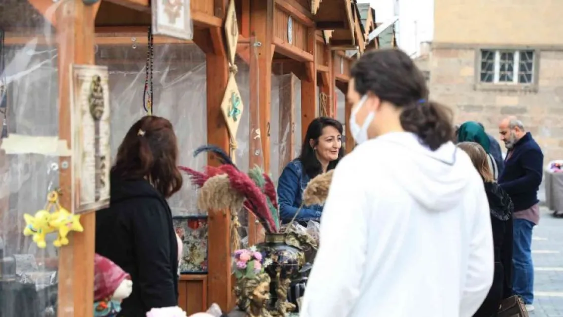 'Maharetli Eller'e Ramazan'da da yoğun ilgi