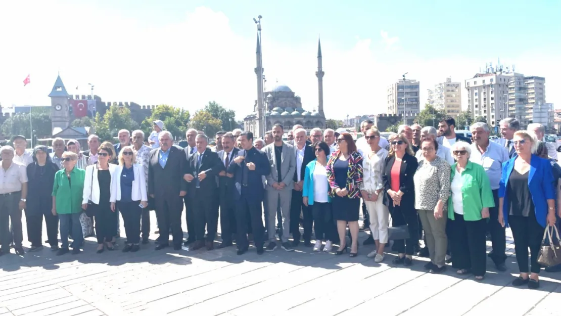 101 yaşına basan CHP'ye il Başkanı'ndan kutlama