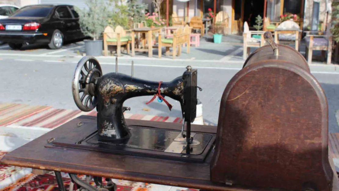130 yıllık dikiş makinesi yıllara meydan okuyor