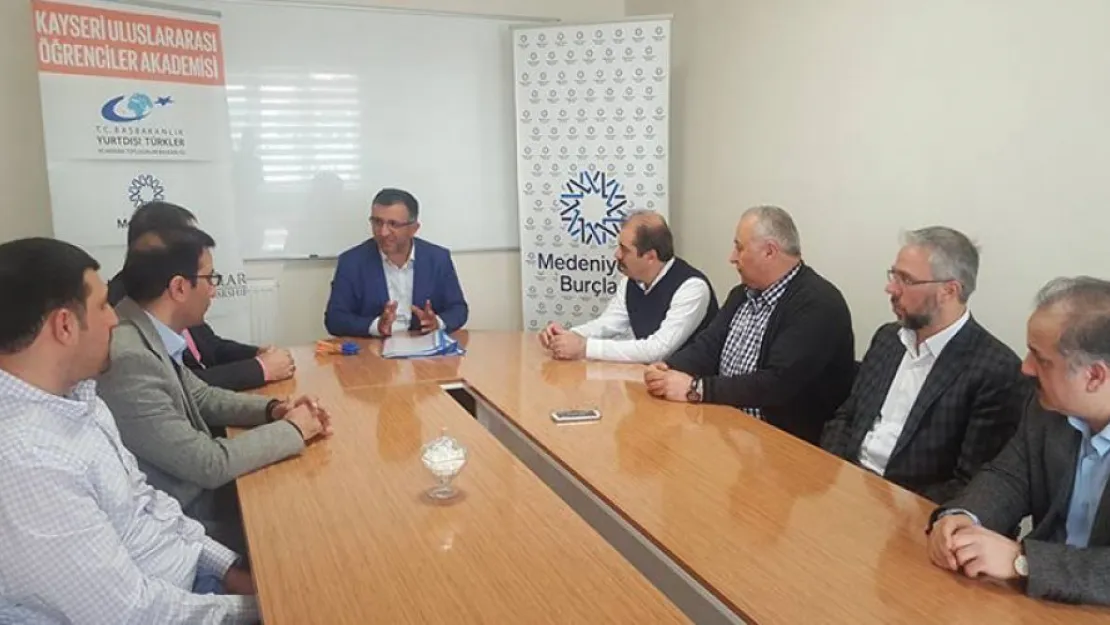 Uluslararası öğrenciler akademisi mülakatı yapıldı