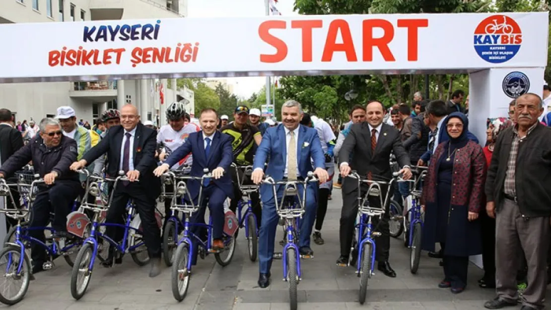 Çelik'ten bisikleti yaygınlaştırma şenliği