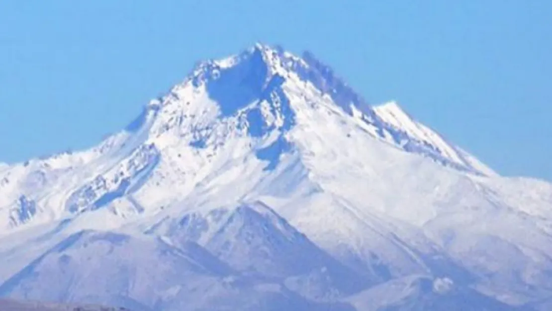 Erciyes'e Mayıs karı