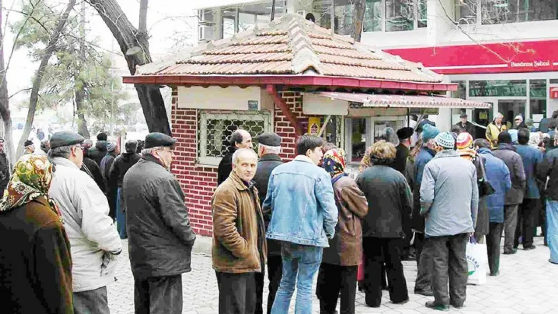 Memur emeklilerine ikramiye müjdesi