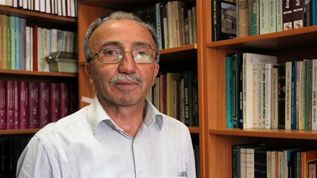 Prof. Dr. Mustafa Keskin: '15 Temmuz tesadüfen belirlenmiş bir tarih değildir'