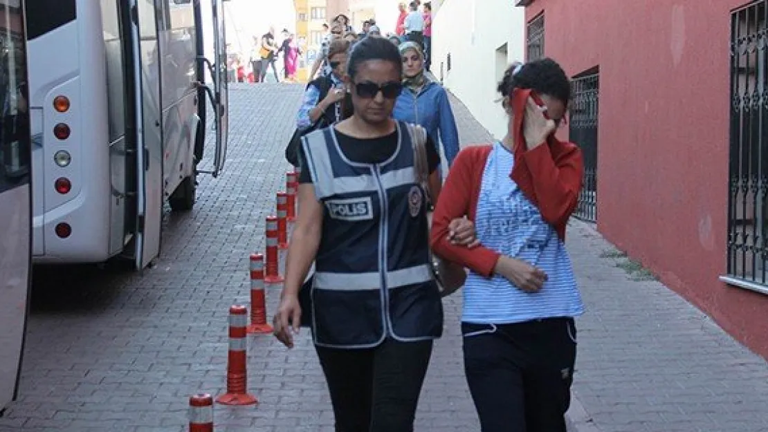 60 öğretmen 35 yönetici hakim karşısında