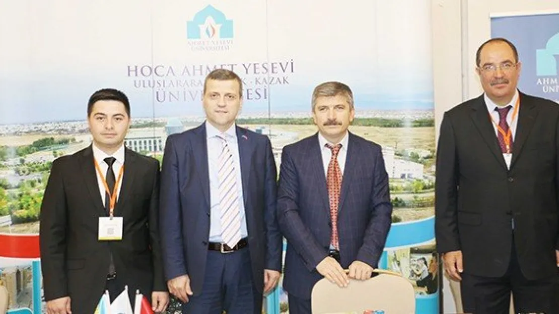Ahmet Yesevi Üniversitesi Kayseri Eğitim Fuarı'nda