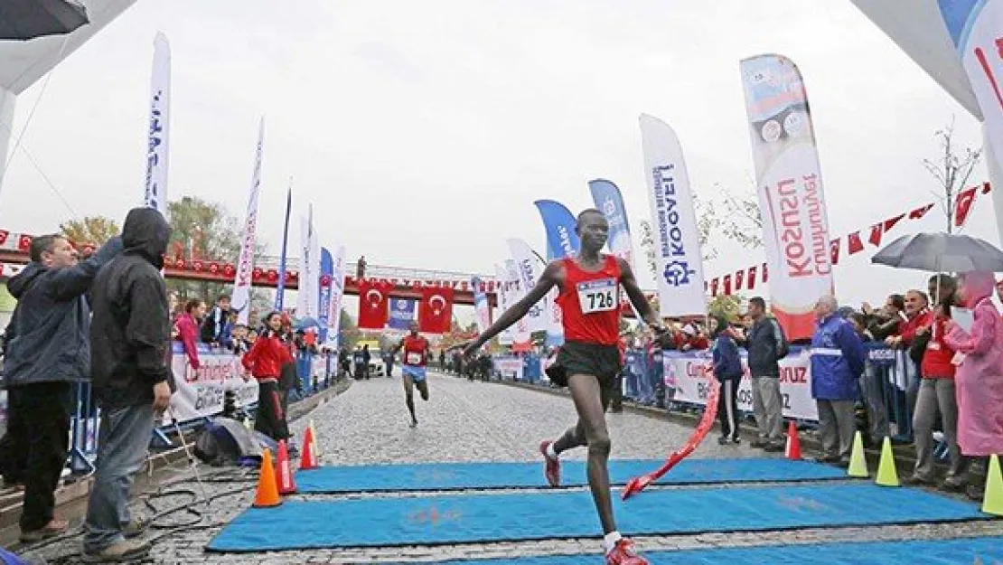 Cumhuriyet Koşusu'na ilgi büyük