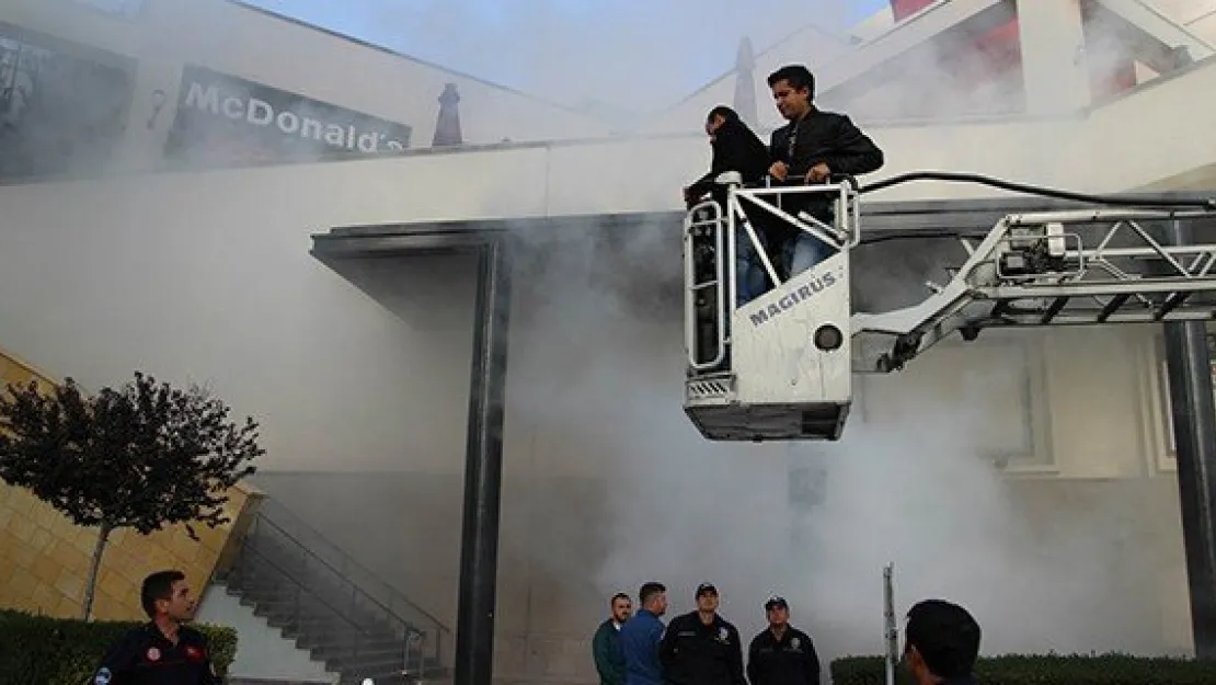 Forum Kayseri'de gerçeği aratmayan tatbikat