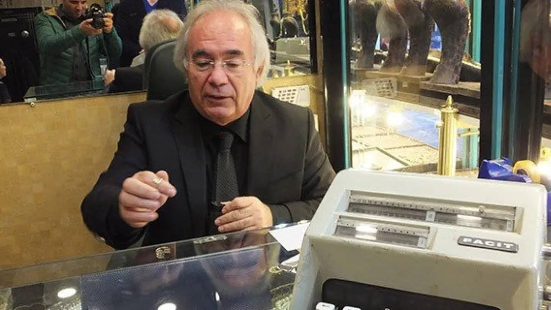 80 yıllık FACIT, 50 yıldır Uzunoğlu'nun elinde hayat buluyor