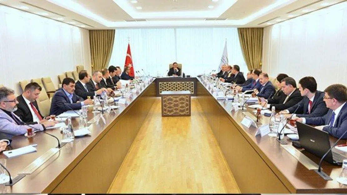 Bakan Özhaseki'nin Toplantı Trafiği