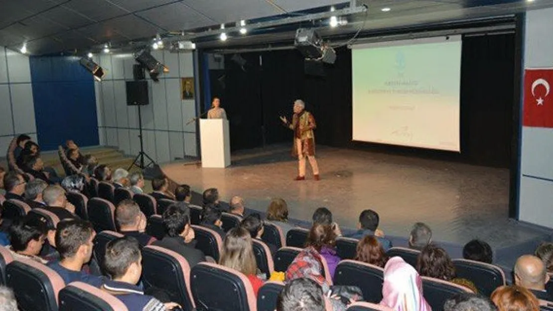 Bir Zamanlar Selçuklu 'Denizkızı İlahisi' Sergisi açıldı.