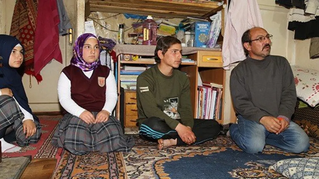 &quotBizden daha muhtaçlar var" deyip yardımları almıyor