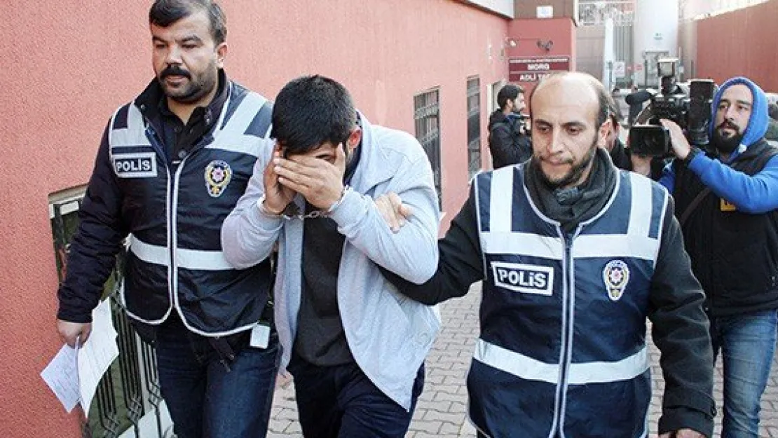 Hırsız eşiyle buluşunca yakalandı
