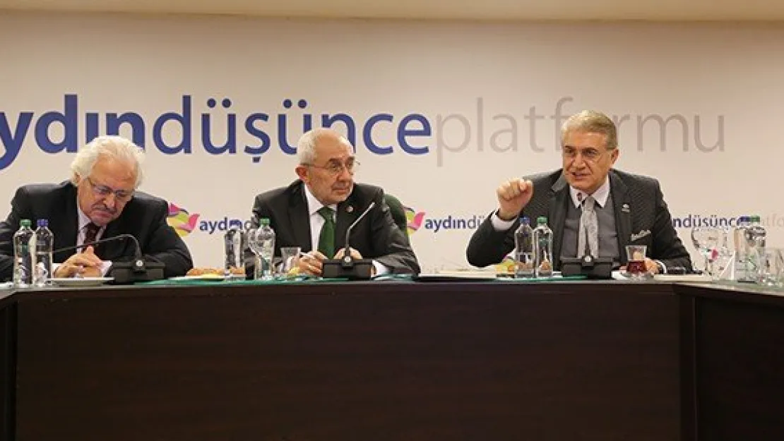 &quotYetersiz Olan Türkçe Değil Biziz!"