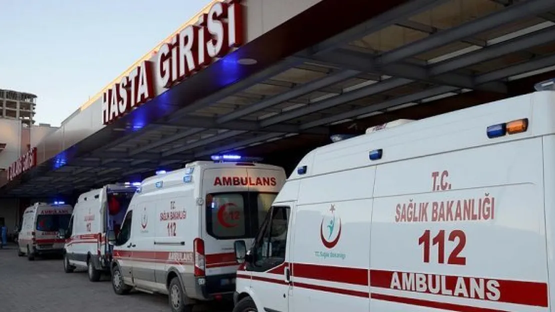 Fırat Kalkanı Harekatı'nda bir asker şehit oldu, iki asker yaralandı