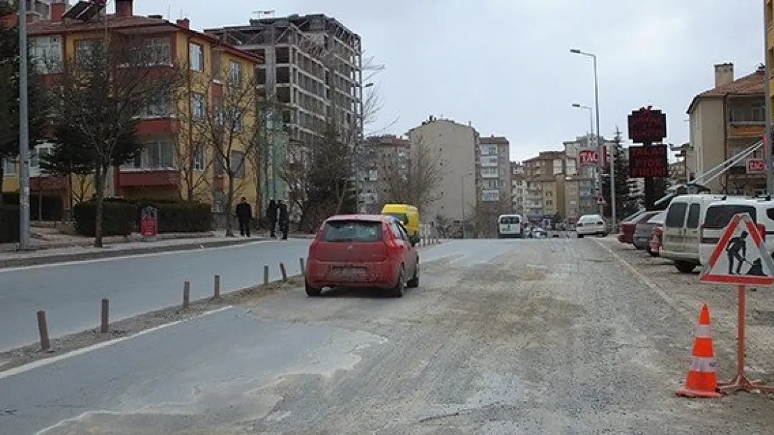 Yesevi caddesi toz-duman