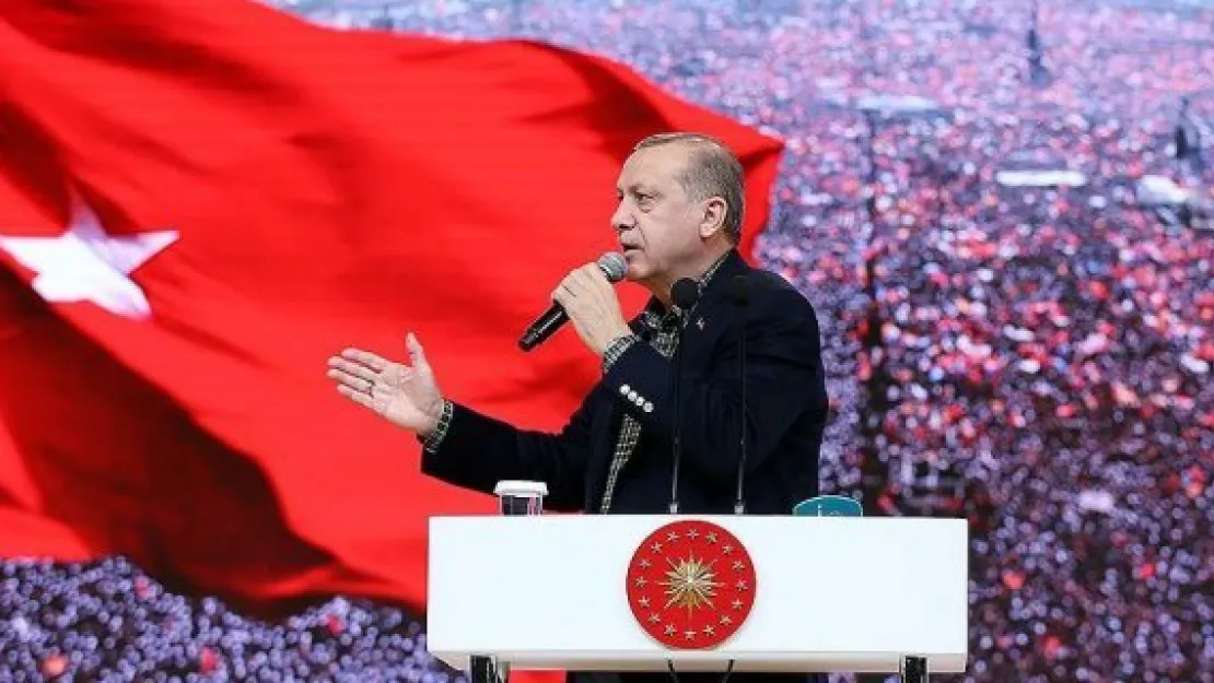 "İstersem yarın gelir dünyayı ayağa kaldırırım"